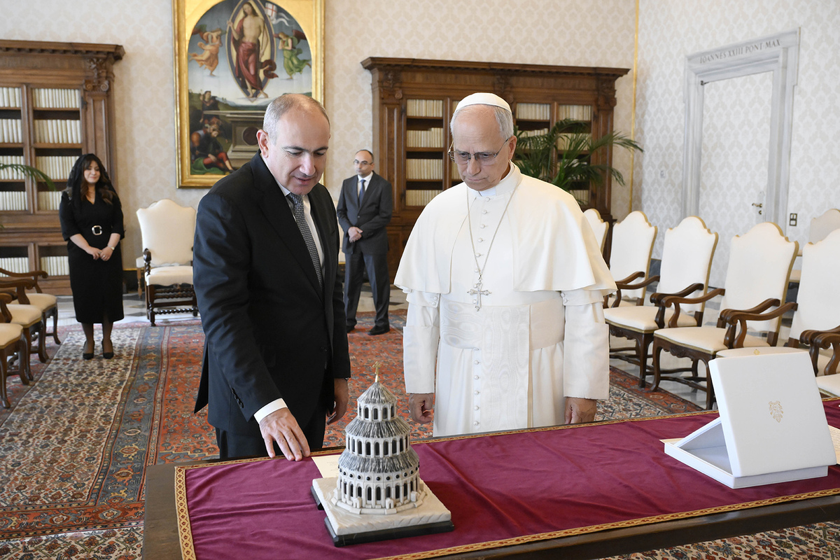 Տեղի ունեցաւ վարչապետ Փաշինեանի եւ Հռոմի Պապ Լեւոն XIV-ի հանդիպումը